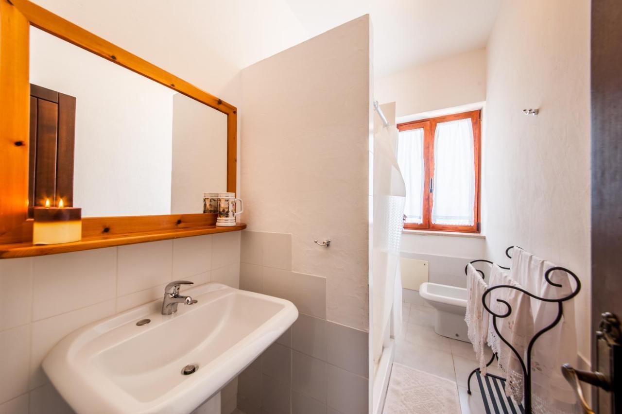 La Casa Di Mannazzotta 1 Bed and Breakfast Castelsardo Eksteriør billede